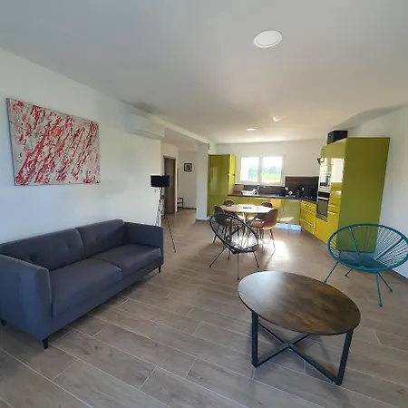 Oliviaaxelle * Venzolasca